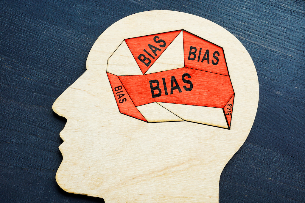 How to Avoid Behavioral Biases in Finance to Make Better Investments